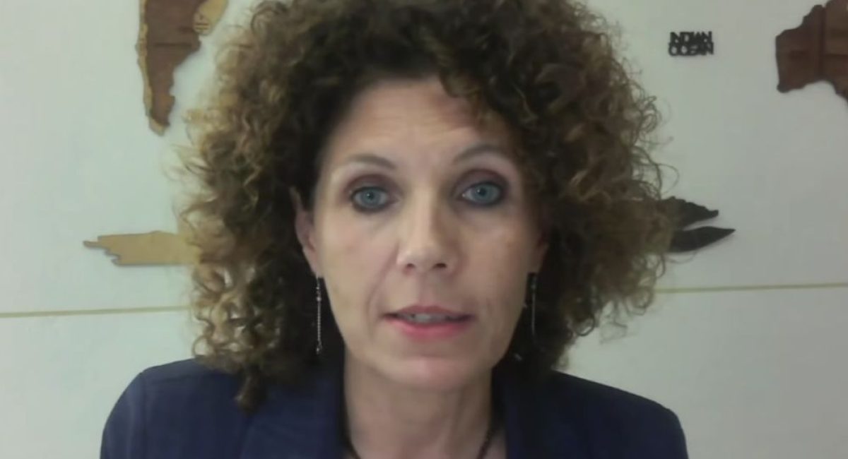 Linda Leodari, consulente finanziario indipendente CFP, durante l'intervista su come fare un piano finanziario